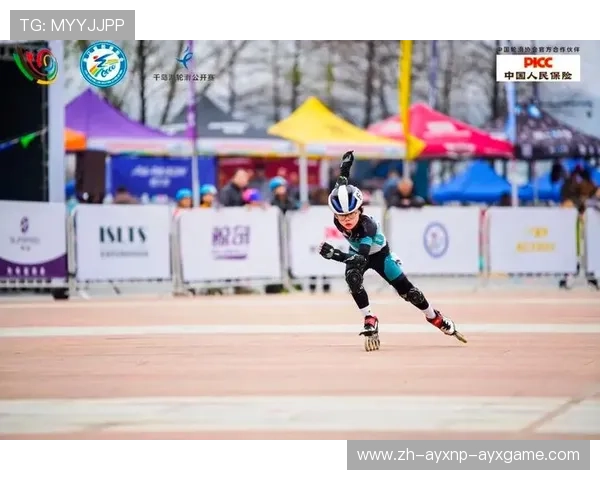 中国轮滑公开赛杭州千岛湖站落幕自由式轮滑选手展风采